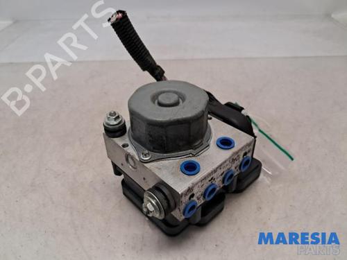 Módulo de ABS RENAULT CAPTUR I (J5_, H5_) 0.9 TCe 90 (90 hp) 31441459