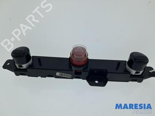 Used Switch Switch FIAT 500 (312_) 0.9 (312AXG1A, 312.AXG11) (86 hp) 33411295 33411295