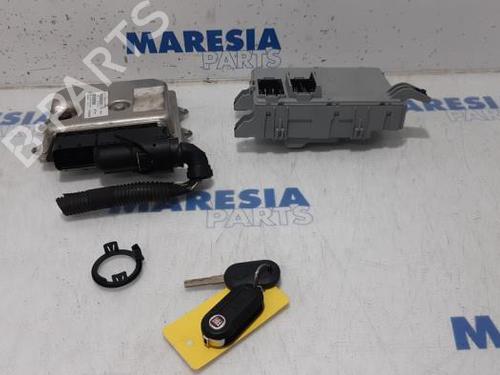 Used Engine control unit (ECU) FIAT PANDA (312_, 319_) 0.9 (312PXH1A) (65 hp) 31421323