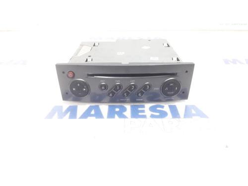 Used Radio RENAULT CLIO III (BR0/1, CR0/1) 2.0 16V (BR0C, BR0K, CR0C, CR0K) (139 hp) 31498679