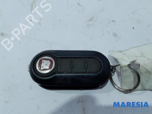 Engine control unit (ECU) FIAT DOBLO Cargo (263_) 1.3 D Multijet | BP31522770M57 