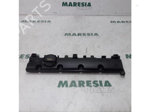 Used Valve cover CITROËN XSARA PICASSO (N68) 1.8 16V (115 hp) 31453587