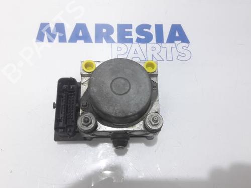 Used ABS pump FIAT PUNTO EVO (199_) 1.3 D Multijet (84 hp) 31533433