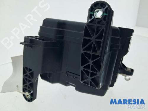 Fuse box PEUGEOT 108 1.0 VTi | BP38489217E1 - Image 3