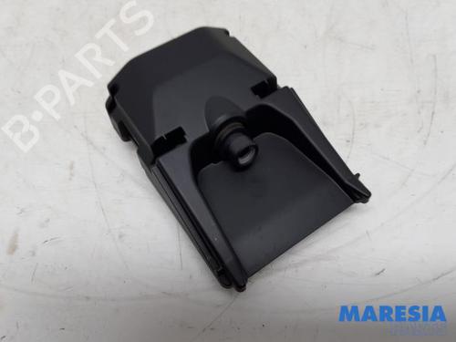Used Camera PEUGEOT 308 SW II (LC_, LJ_, LR_, LX_, L4_) 1.2 THP 110 (110 hp) 31519953