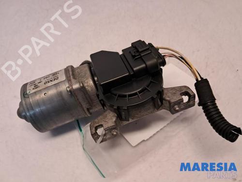 Front wiper motor FIAT 500 (312_) 0.9 (312AXN1A) | BP31386135M29