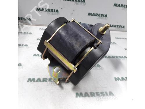 Used Rear right seatbelt RENAULT ESPACE III (JE0_) 2.2 dCi (JE0K) (130 hp) 31512264