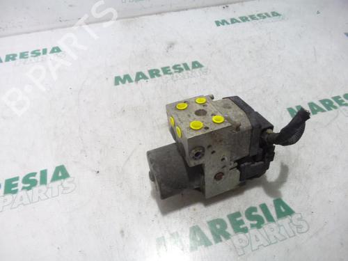 Used ABS pump RENAULT SCÉNIC I MPV (JA0/1_, FA0_) 2.0 16V RX4 (139 hp) 31486061