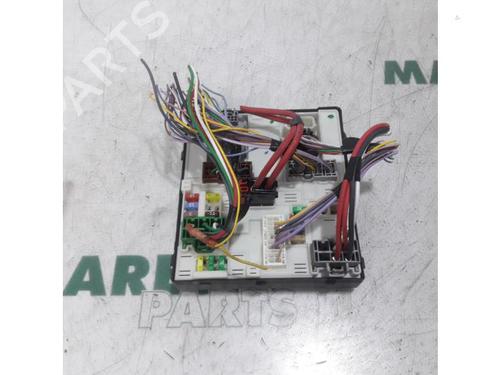 Used Fuse box RENAULT MEGANE III Grandtour (KZ0/1) 1.5 dCi (KZ09, KZ0D, KZ1G, KZ29, KZ14, KZ1W, KZ10, KZ1F,... (110 hp) 31511361