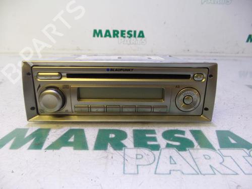 Radio LANCIA YPSILON (843_) 1.4 16V (843.AXC11, 843.AXC1B, 843.AXC1A) (95 hp) 31524194