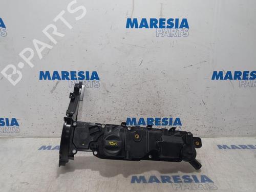 Used Valve cover CITROËN C4 Grand Picasso II (DA_, DE_) 1.6 HDi / BlueHDi 115 (115 hp) 31493321