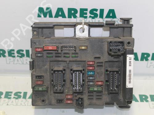 Used Fuse box PEUGEOT 307 SW (3H) 2.0 HDI 90 (90 hp) 31392924