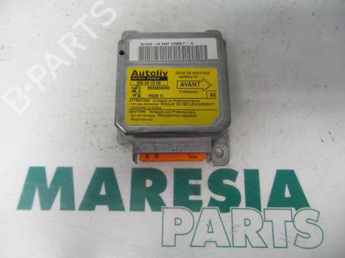 Used ECU airbags PEUGEOT 206 Hatchback (2A/C) 1.4 i (75 hp) 31523991