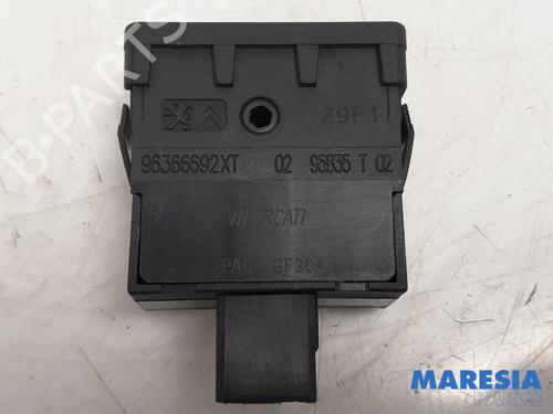 Switch PEUGEOT 3008 I MPV (0U_) 1.6 VTi | BP31479096I30 - Image 3
