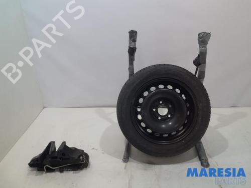 Used Jack Kit RENAULT MEGANE III Coupe (DZ0/1_) 2.0 TCe (DZ0K) (180 hp) 31523656