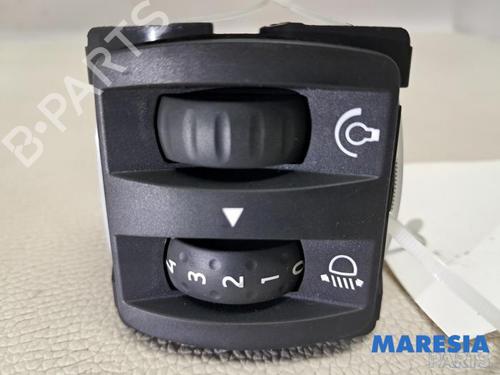 Schakelaar RENAULT CAPTUR I (J5_, H5_) 1.2 TCe 120 (120 hp) 31816429