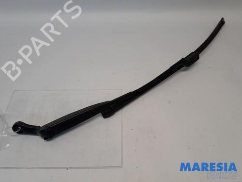 front-windshield-wiper-arm-fiat-500-312_-2007-31508197 main image