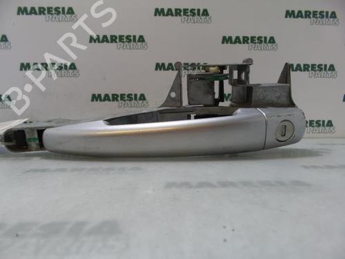 front-left-exterior-door-handle-peugeot-207-cc-wd_-2007-2008-2009-2010-2011-2012-2013-2014-2015-31510026 main image