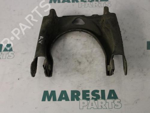 Used Right front suspension arm CITROËN C5 III (RD_) 1.6 HDi 110 (RD9HZC) (109 hp) 31536404