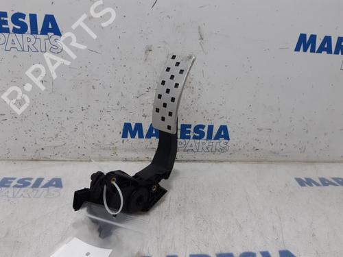 Used Electronic module Electronic module RENAULT CLIO IV (BH_) 1.6 RS (BHJ4, BHJ6, BHMM) (200 hp) 31417068 31417068