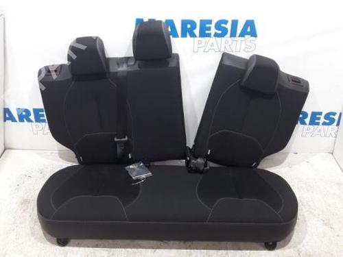 Sæde Bagtil CITROËN C3 II (SC_) 1.2 VTi 82 (82 hp) 31442523