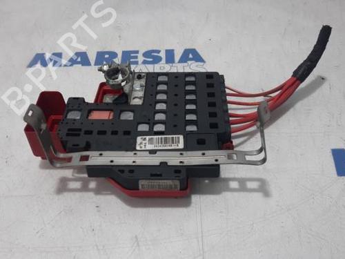 Used Fuse box RENAULT ZOE (BFM_) ZOE (88 hp) 31415387