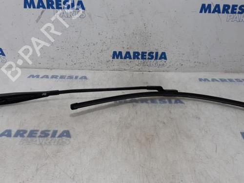 front-windshield-wiper-arm-peugeot-3008-i-mpv-0u_-2009-2010-2011-2012-2013-2014-2015-2016-2017-31496081 main image