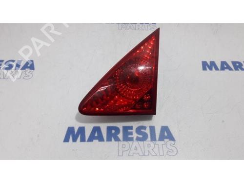 Used Right taillight PEUGEOT 3008 I MPV (0U_) 1.6 THP (150 hp) 31450805