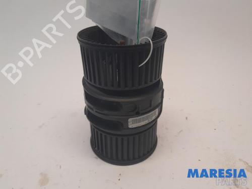 Used Heater blower motor RENAULT SCÉNIC III (JZ0/1_) 1.4 16V (JZ0F, JZ1V) (131 hp) 31507123
