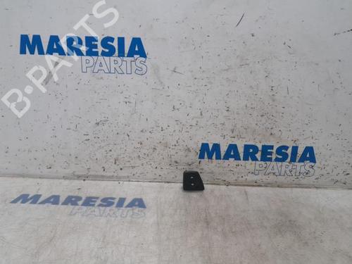 switch-fiat-500-312_-2007-31478176 main image