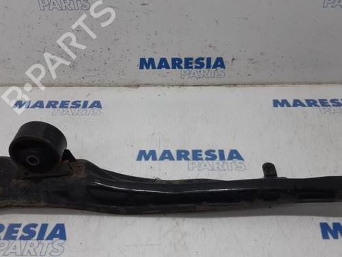 Getriebehalter für PEUGEOT 4007 (VU_, VV_) 2.4 16V (170 hp) 31385666