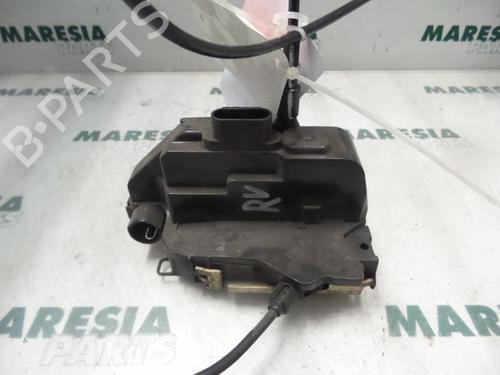 electronic-module-renault-megane-ii-estate-km01_-2003-2004-2005-2006-2007-2008-2009-2010-2011-2012-31395408 main image