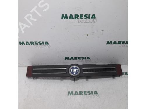 Used Grille FIAT PANDA (169_) 1.2 (169.AXB11, 169.AXB1A) (60 hp) 31504553