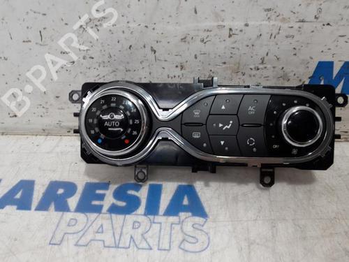 Used Climate control RENAULT CLIO IV Grandtour (KH_) 1.5 dCi 90 (KHN3, KHN4) (90 hp) 31419617