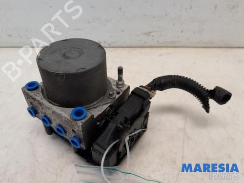 Used ABS pump CITROËN C1 (PM_, PN_) 1.0 (68 hp) 31462532
