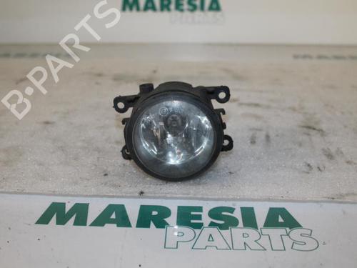 left-front-fog-light-renault-megane-ii-bm01_-cm01_-2001-2002-2003-2004-2005-2006-2007-2008-2009-2010-2011-2012-31417799 main image