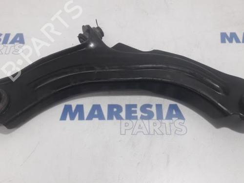 left-front-suspension-arm-renault-clio-iv-bh_-2012-2013-2014-2015-2016-2017-2018-2019-2020-2021-31535646 main image