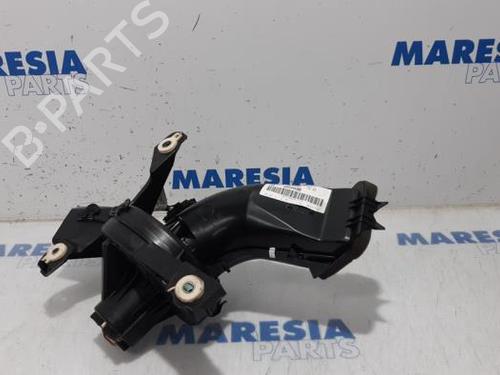 Used Heater blower motor PEUGEOT 5008 (0U_, 0E_) 1.6 16V (156 hp) 31438980