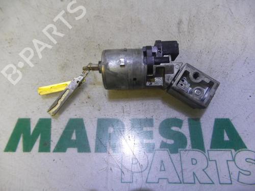 Used Ignition barrel PEUGEOT 3008 I MPV (0U_) 1.6 HDi (112 hp) 31493332