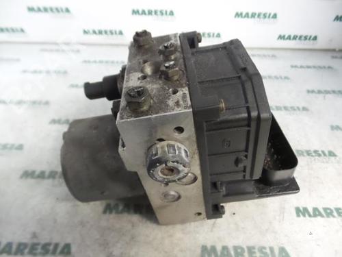 Módulo de ABS FIAT STILO (192_) 2.4 20V (192_XD1A, 192AXD12) (170 hp) 31502490