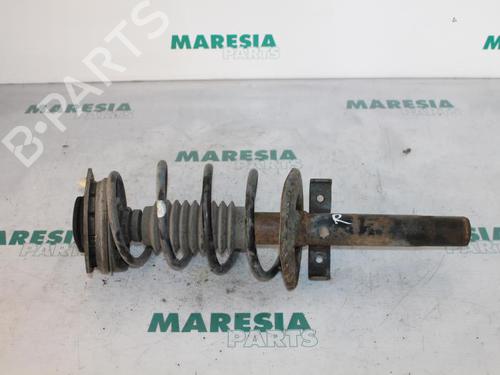 Used Right front shock absorber Right front shock absorber RENAULT MEGANE II (BM0/1_, CM0/1_) 1.6 16V (BM0C, CM0C) (113 hp) 31533159 31533159