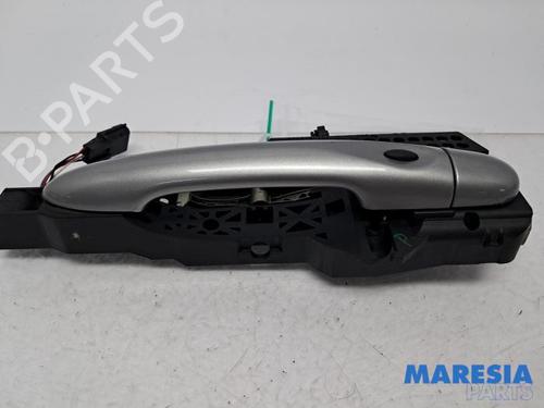 front-right-exterior-door-handle-renault-zoe-hatchback-van-bfm_-2019-31500136 main image