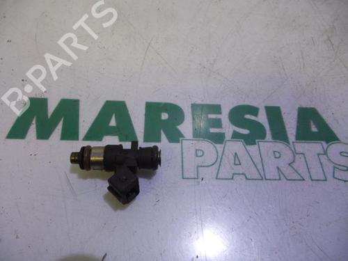 Used Injector RENAULT TWINGO II (CN0_) 1.2 16V (CN04, CN0B) (75 hp) 31511045