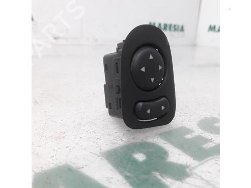 Comutador espelhos FIAT 500 (312_) 1.3 D Multijet (312AXB1A) (75 hp) 31527015