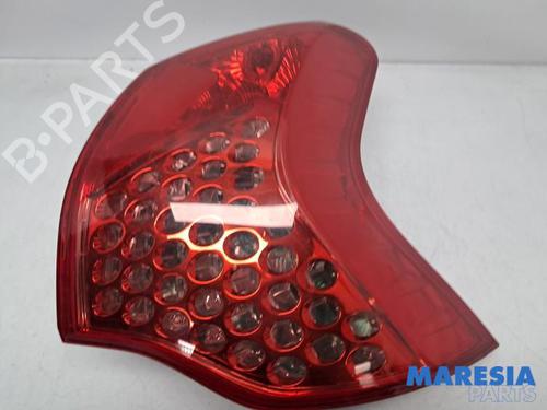 Used Right taillight PEUGEOT 3008 I MPV (0U_) 1.6 VTi (120 hp) 31472702