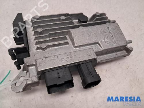 Used Switch PEUGEOT 308 SW II (LC_, LJ_, LR_, LX_, L4_) 1.2 THP 110 (110 hp) 31399385