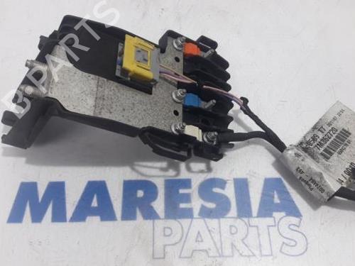 Used Fuse box PEUGEOT 308 I (4A_, 4C_) 1.6 16V (150 hp) 31458499