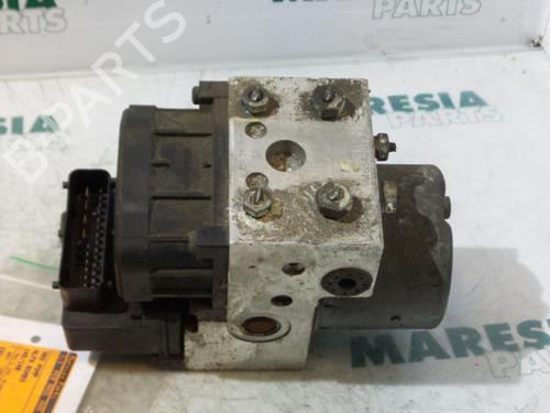 Used ABS pump ABS pump ALFA ROMEO 145 (930_) 1.4 i.e. 16V T.S. (930.A3A) (103 hp) 31501848 31501848