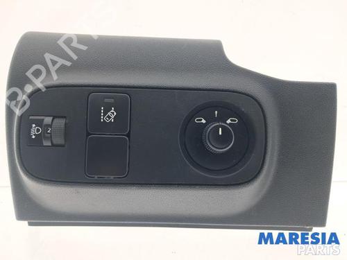 Used Mirror switch Mirror switch CITROËN C3 III (SX) 1.2 THP 110 (SXHNPS, SXHNZT, SXHNZ6) (110 hp) 36364544 36364544