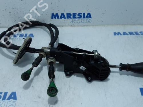 Used Gear lever OPEL COMBO Box Body/MPV (X12) 1.3 CDTI (B05) (90 hp) 31505952